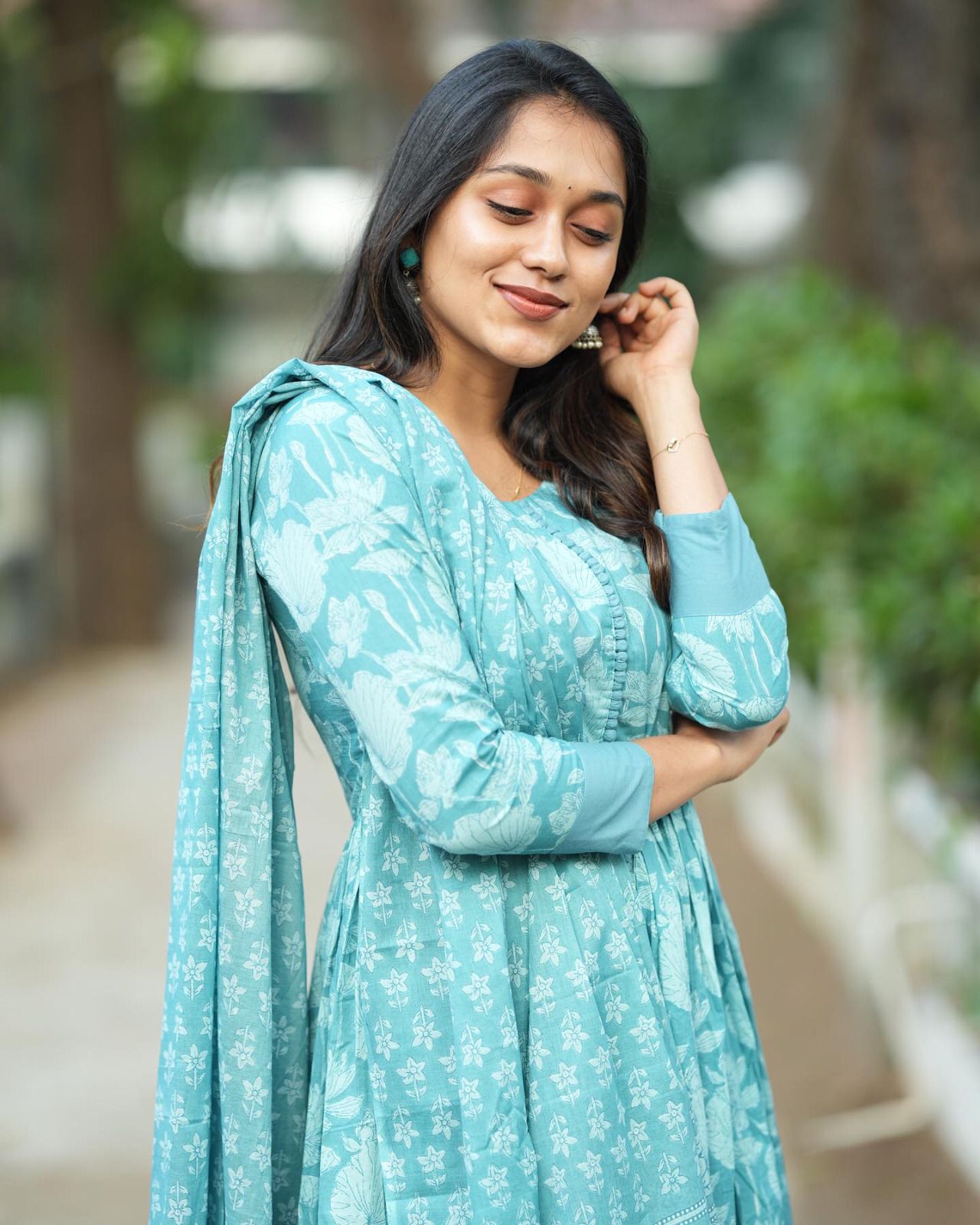Vt Designer Cotton Printed Kurti With Bottom Dupatta Wholesale Price In Surat
